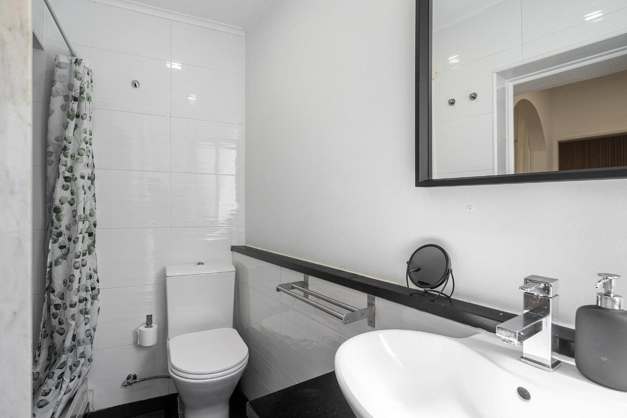 Whome Stylish Family Residence In The Heart Of Chiado 리스본 외부 사진